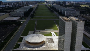 Texto da reforma administrativa alterado pelo relator será encaminhado para uma comissão mista formada por deputados e senadores
